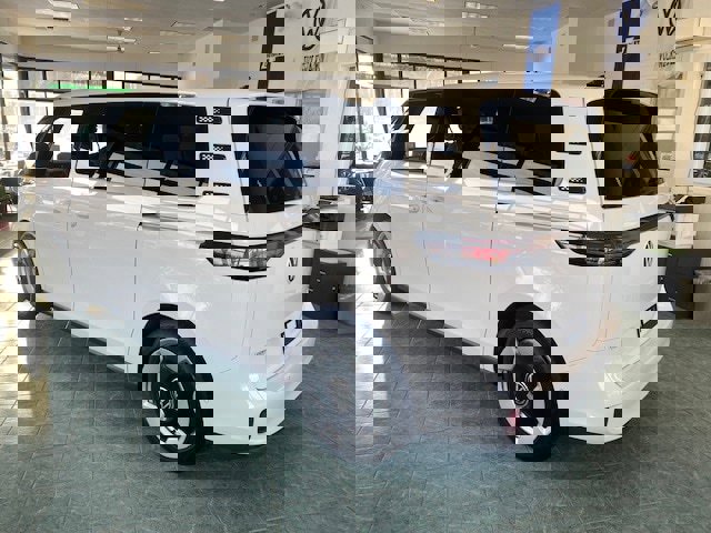 New 2025 Volkswagen ID. Buzz Pro S image 3