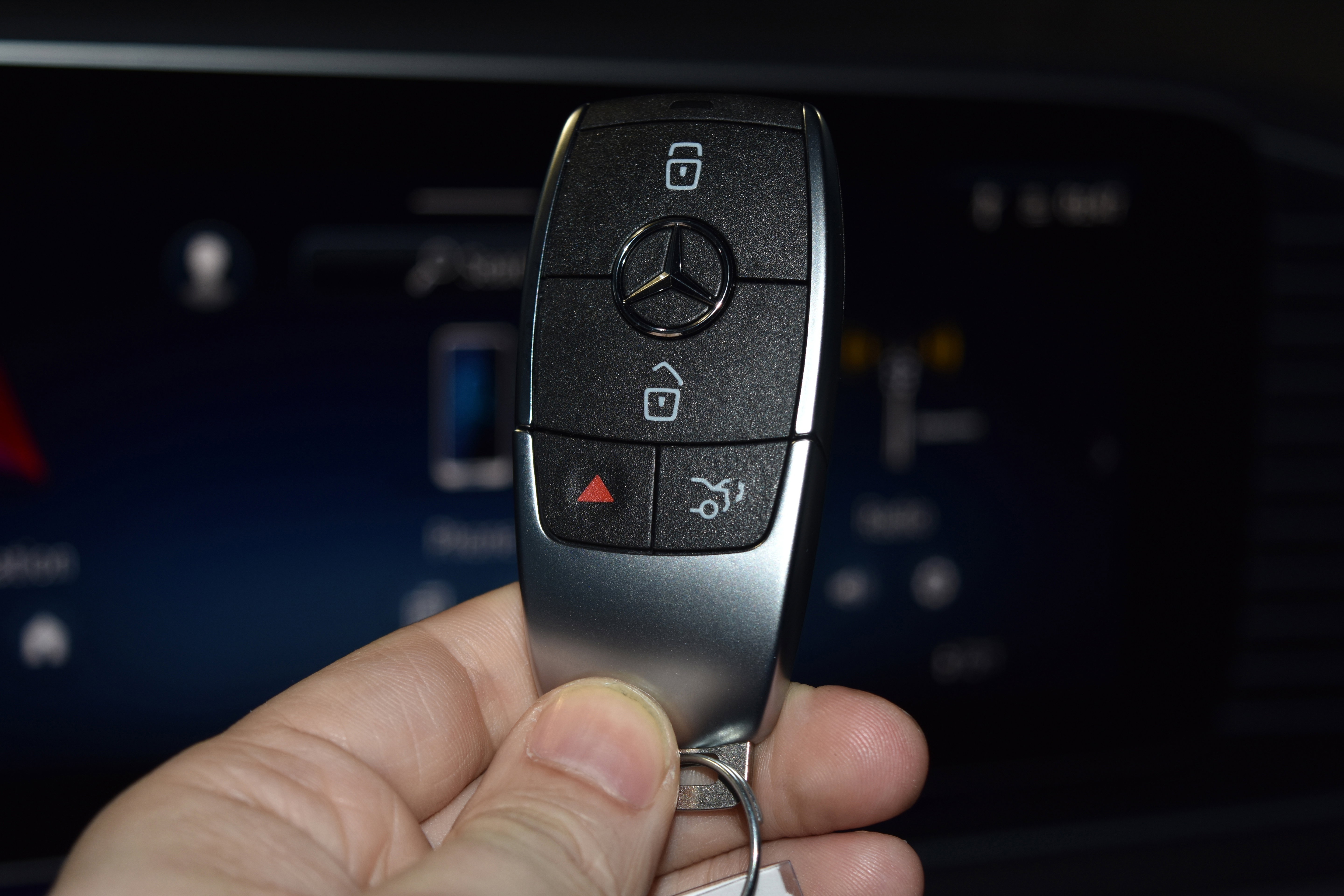 New 2026 Mercedes-Benz GLE 450 4MATIC image 14