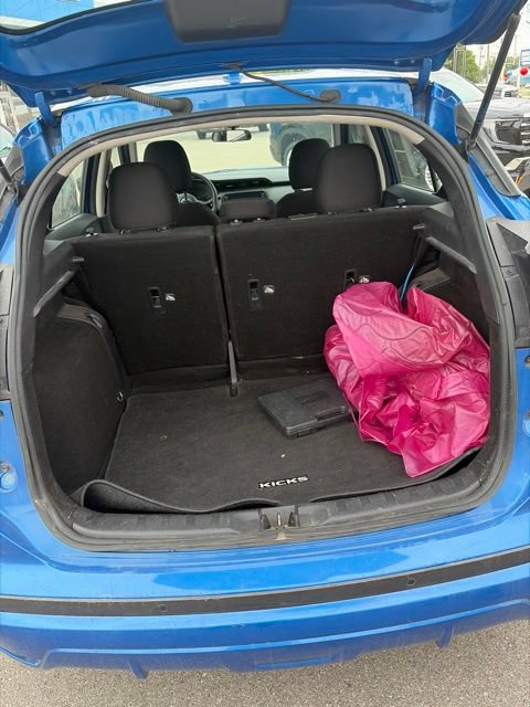 Used 2021 Nissan Kicks SV FWD image 6