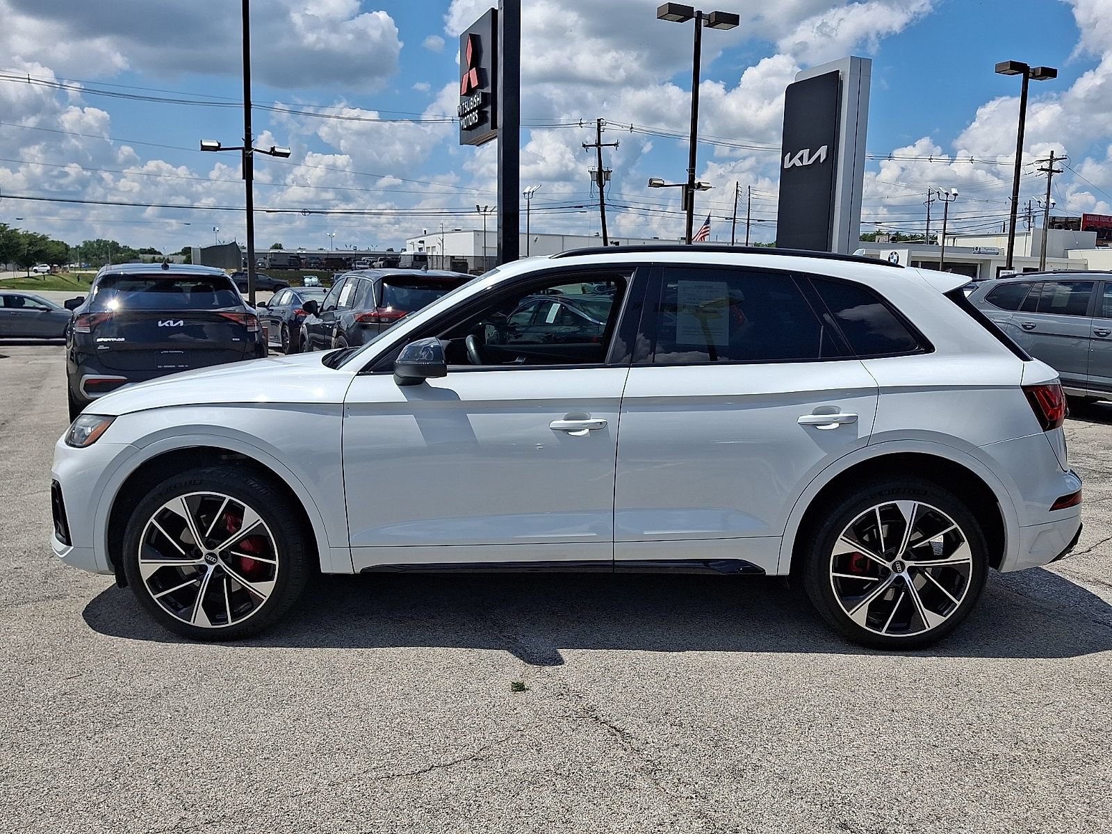 Used 2021 Audi SQ5 Premium Plus w/ Premium Plus Package AWD/4WD image 5