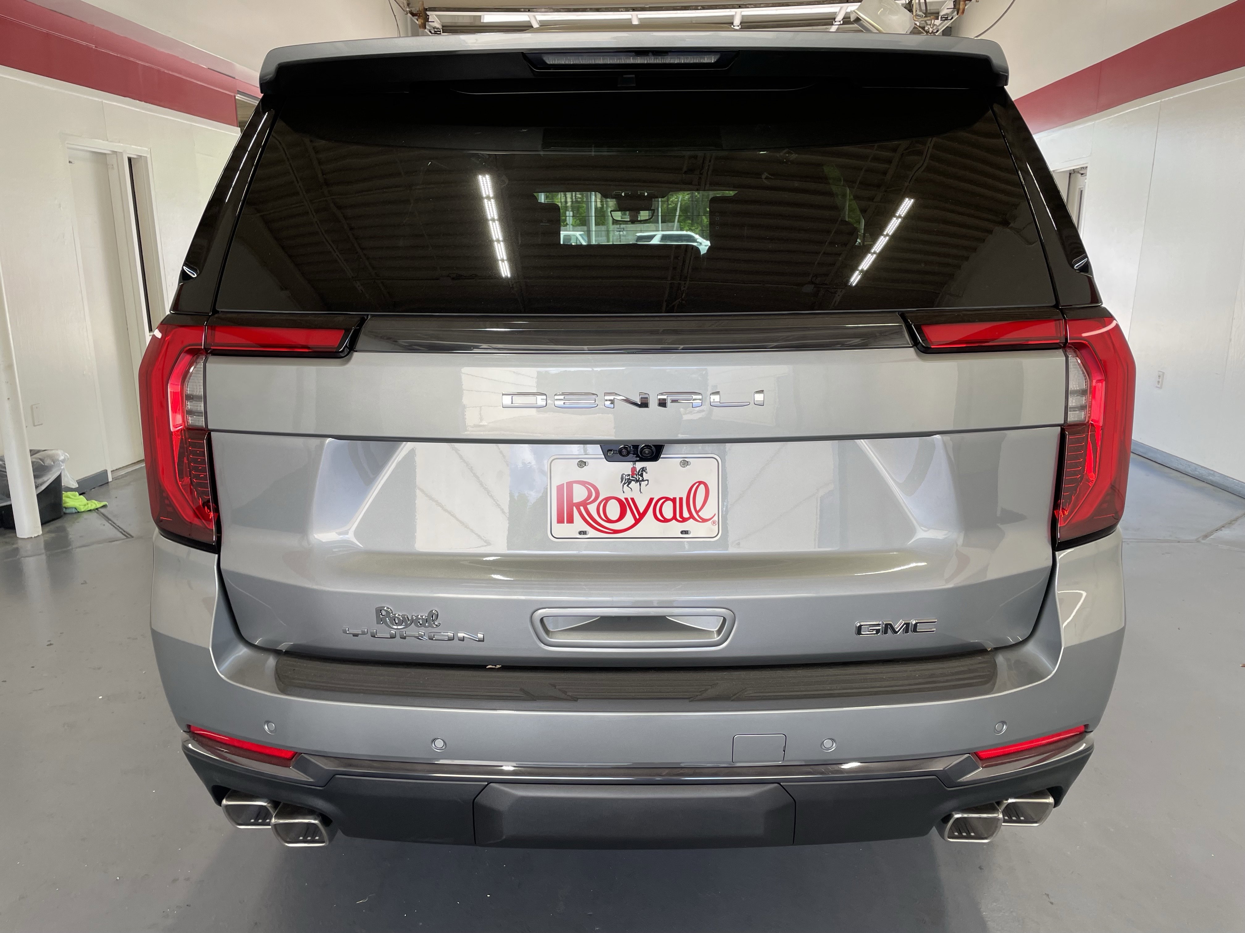 New 2026 GMC Yukon Denali Ultimate AWD/4WD image 5