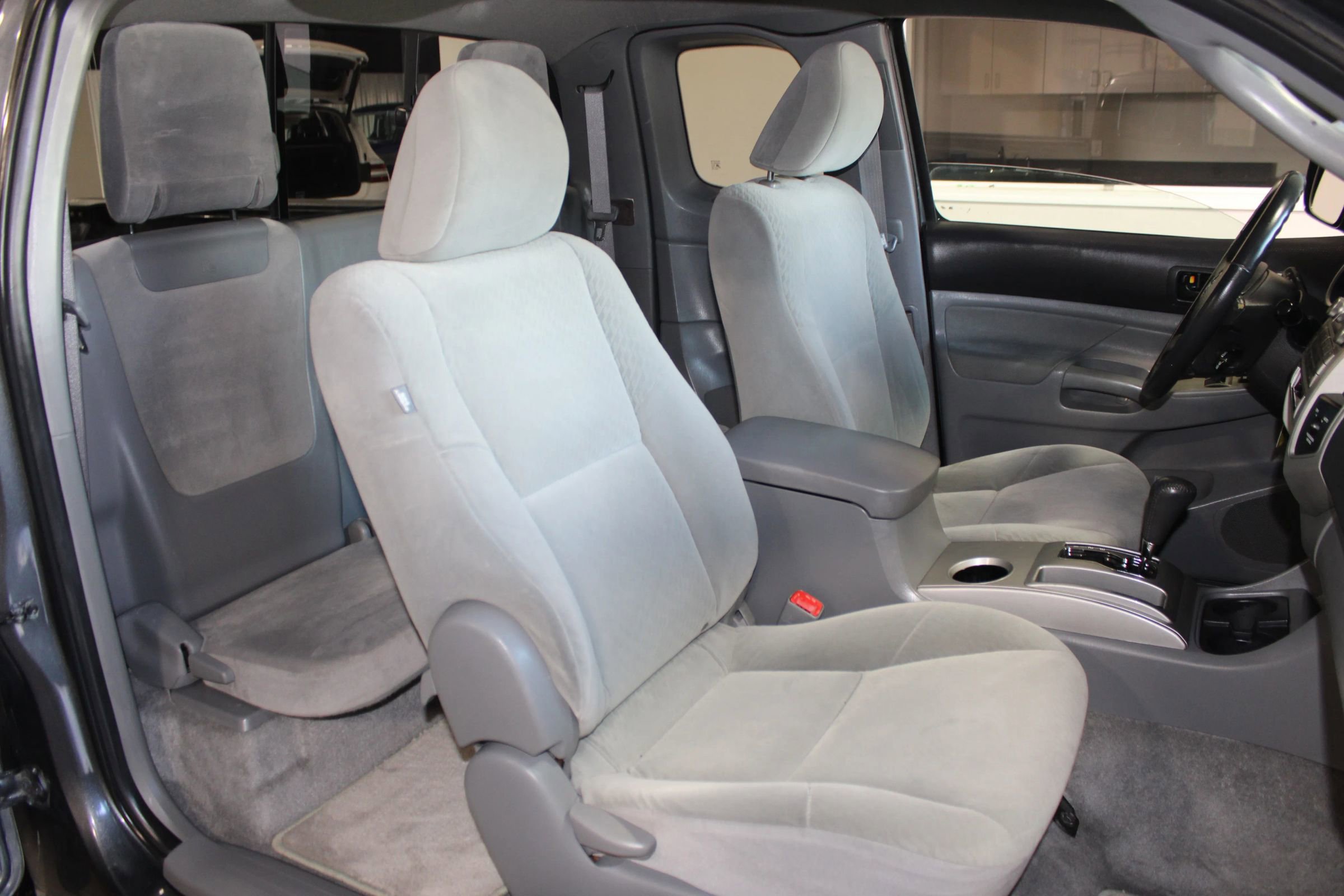 Used 2010 Toyota Tacoma 2WD Access Cab image 25