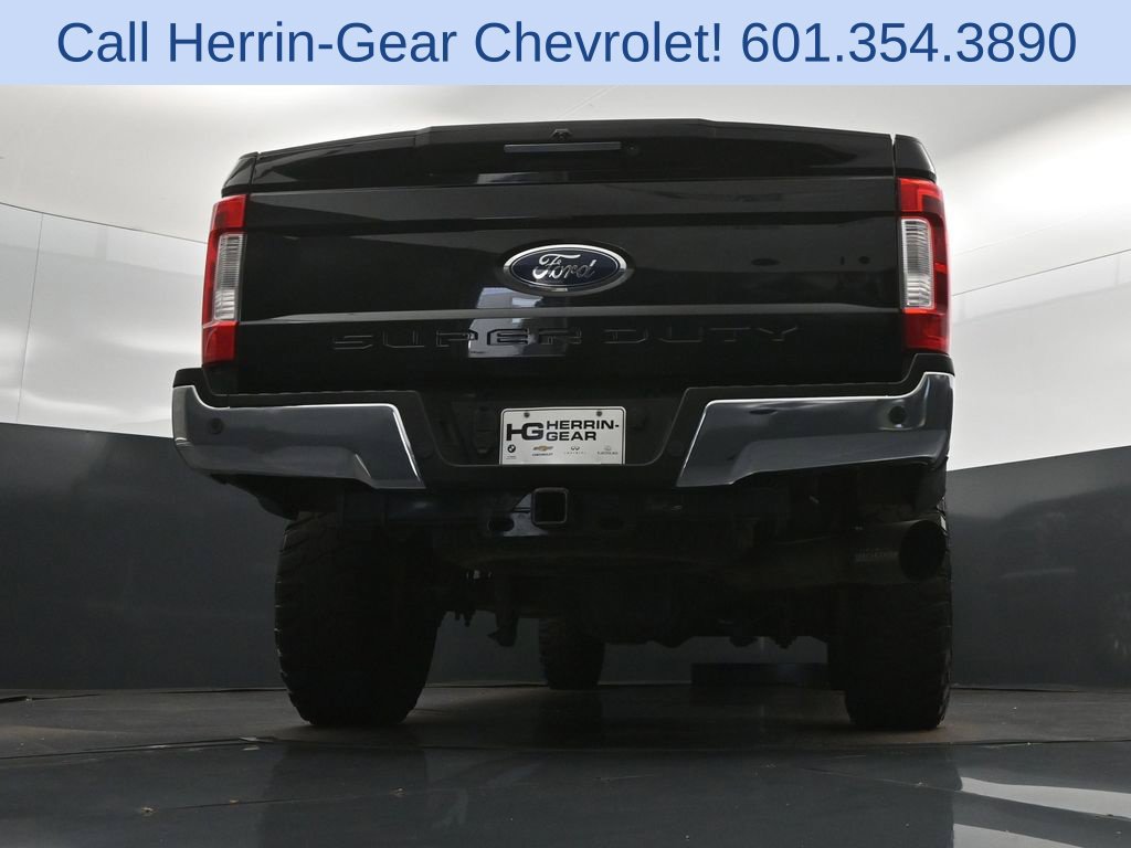 Used 2019 Ford F250 Lariat w/ Lariat Ultimate Package AWD/4WD image 41