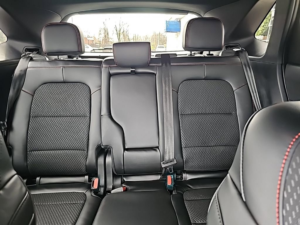 New 2026 Ford Escape ST-Line w/ Cold Weather Package image 10