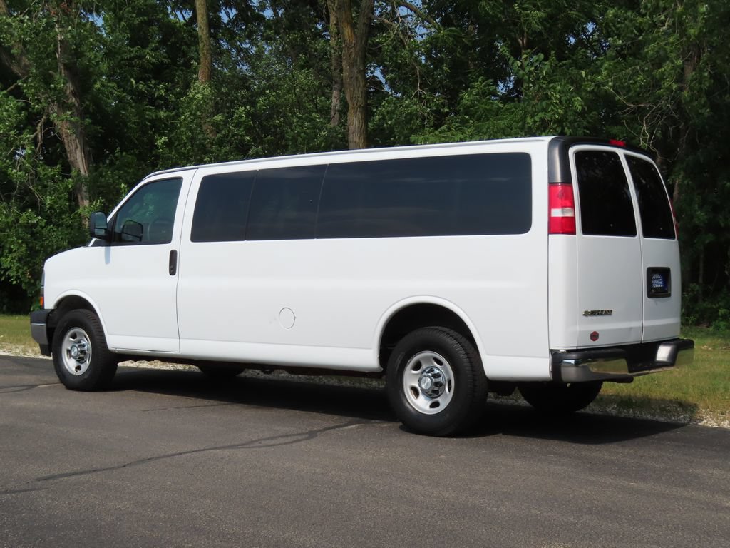 Used 2017 Chevrolet Express 3500 LT w/ LT Preferred Equipment Group RWD image 25