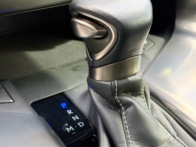 Used 2022 Lexus LX 600 4WD w/ Accessory Package (Z1) image 31