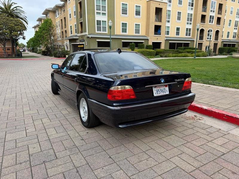 Used 2001 BMW 740iL RWD image 8