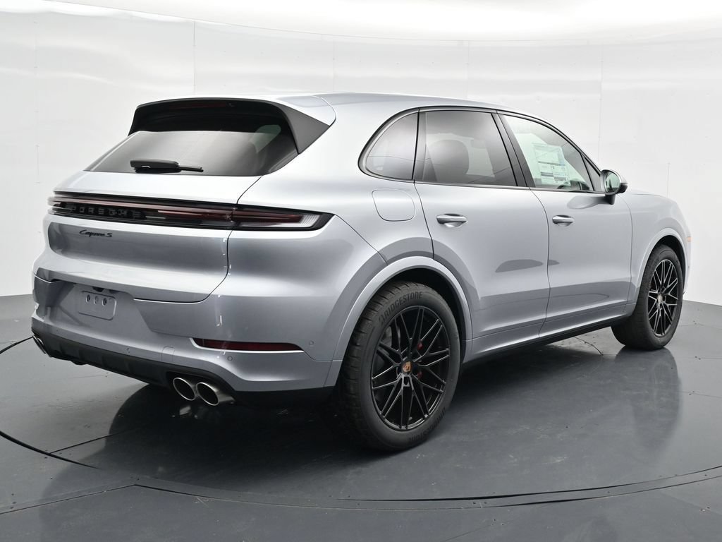 New 2026 Porsche Cayenne S AWD/4WD image 7