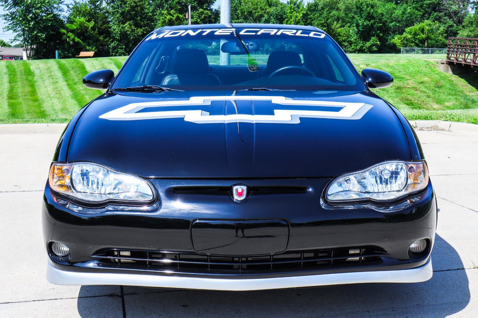 Used 2001 Chevrolet Monte Carlo SS w/ Preferred Equipment Group FWD image 12