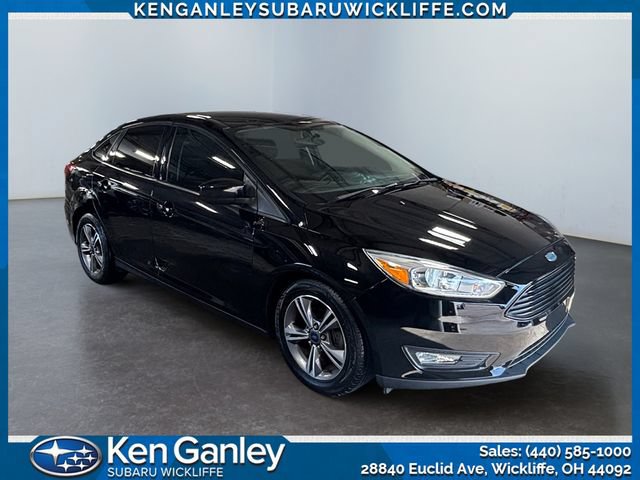 Used 2018 Ford Focus SE w/ SE Appearance Package FWD image 7