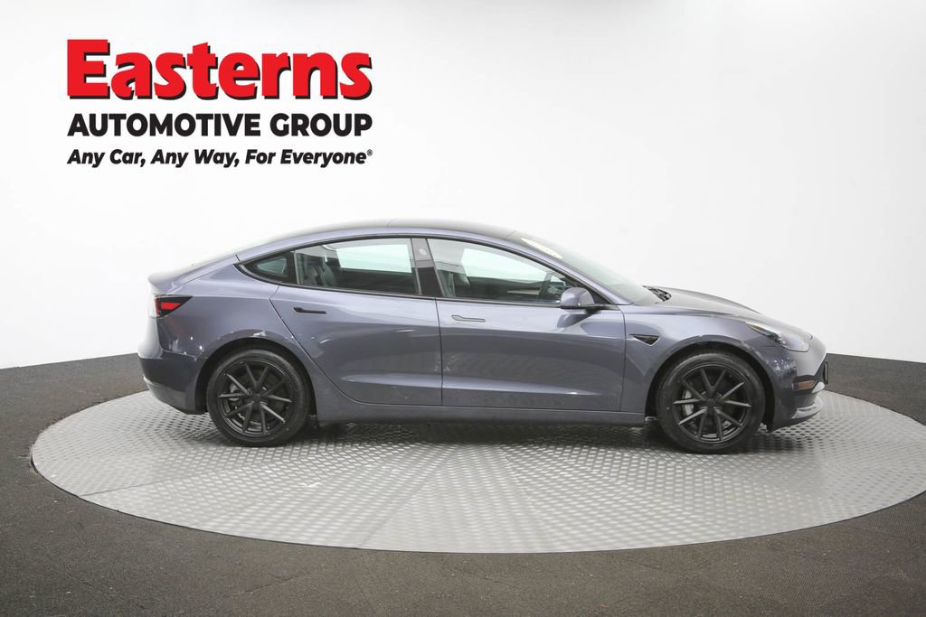 Used 2023 Tesla Model 3 Standard Range image 40