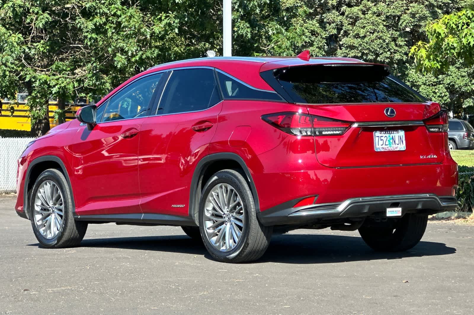 Used 2022 Lexus RX 450h AWD w/ Luxury Package image 6