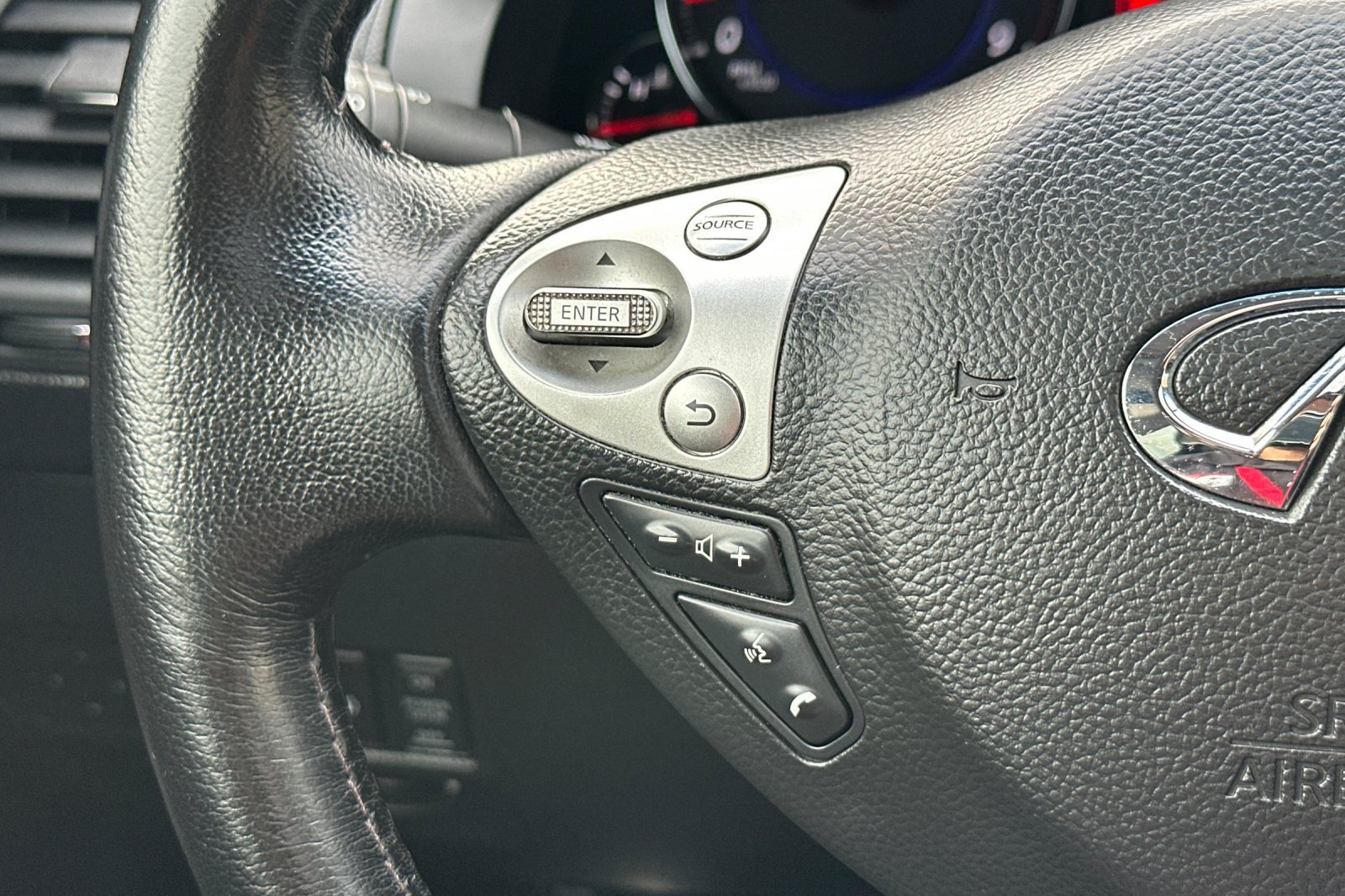 Used 2011 INFINITI FX35 2WD w/ Premium Pkg image 29