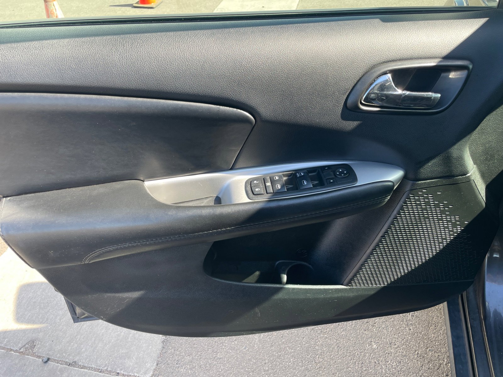 Used 2018 Dodge Journey SE w/ Connectivity Group FWD image 13