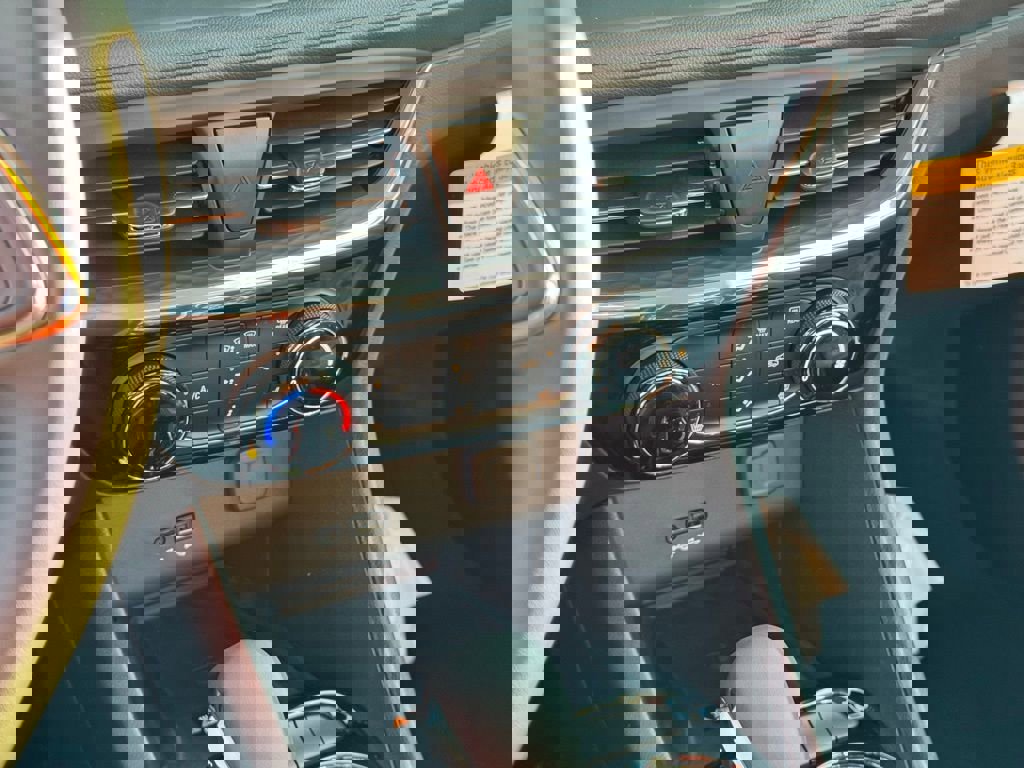 New 2026 Buick Encore GX Sport Touring w/ Advanced Technology Package image 32