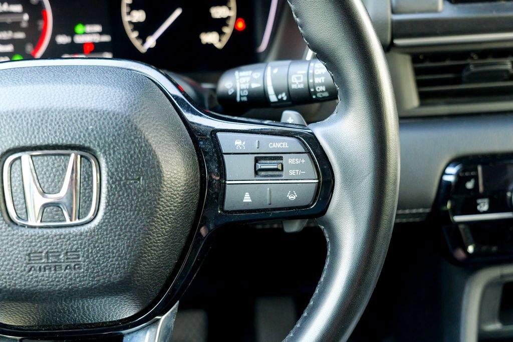 Used 2025 Honda Pilot EX-L image 47