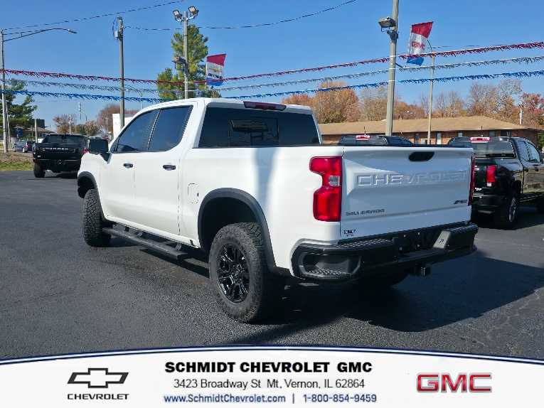 Used 2024 Chevrolet Silverado 1500 ZR2 image 7