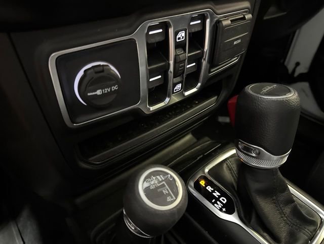 Used 2023 Jeep Gladiator Sport AWD/4WD image 9