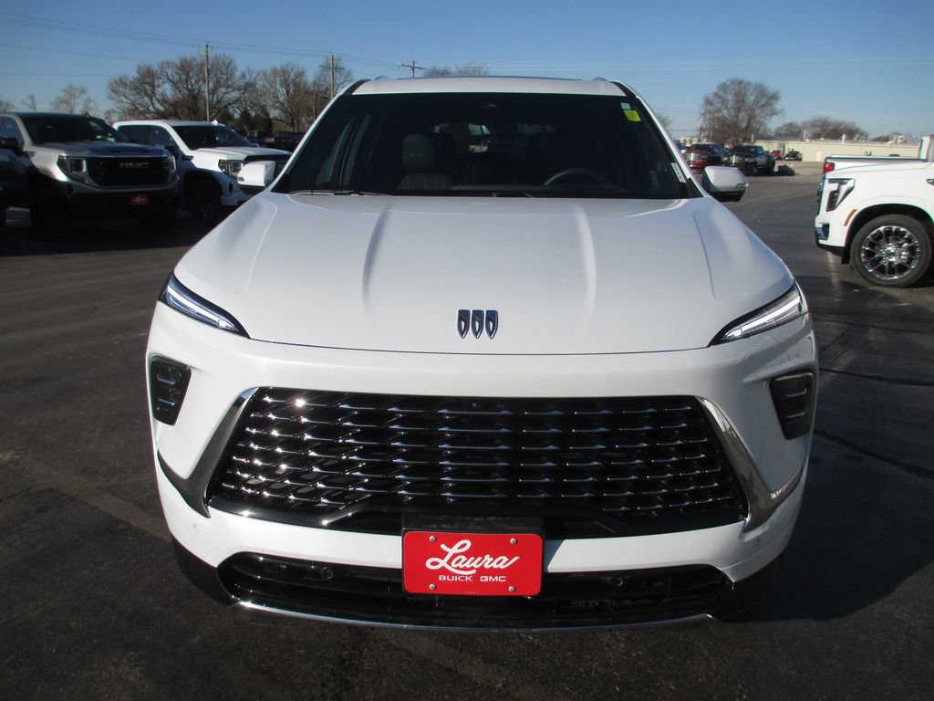 Used 2026 Buick Enclave Avenir w/ Super Cruise Package image 11