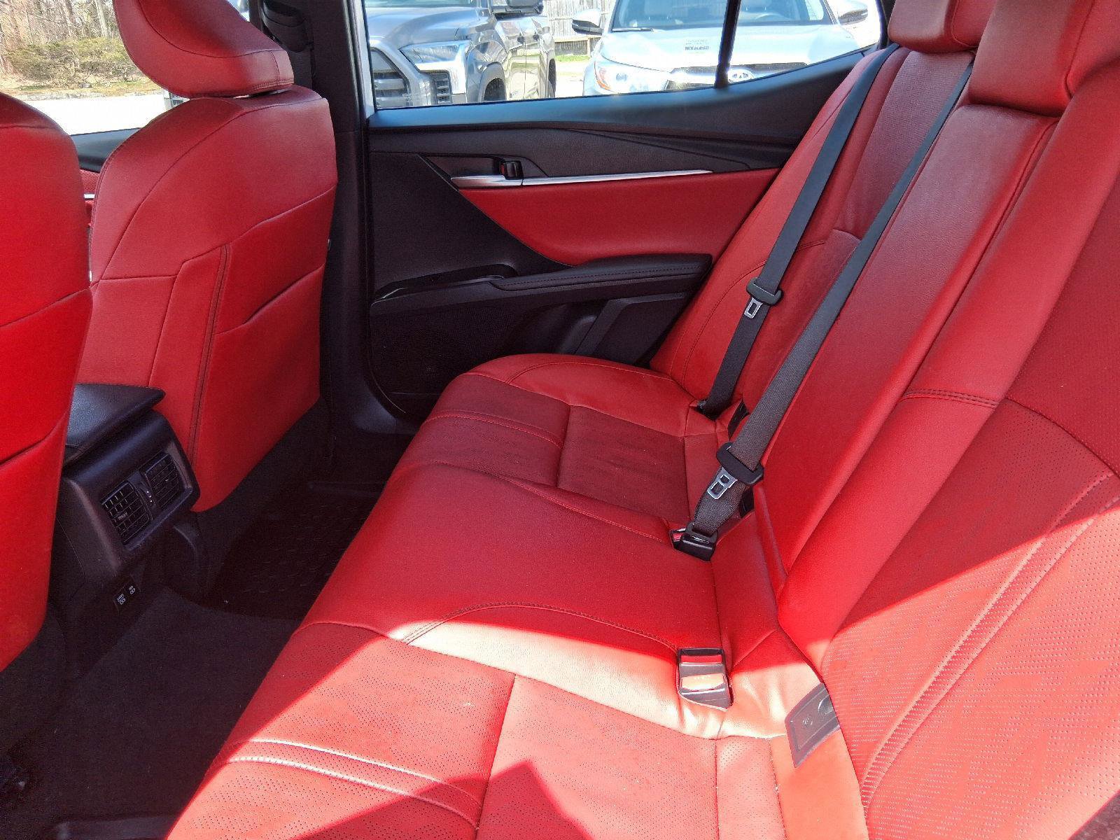 Used 2025 Toyota Camry XSE AWD/4WD image 23