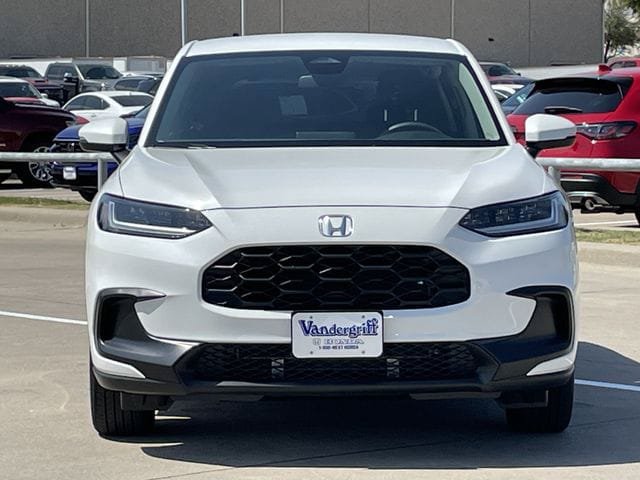 Used 2025 Honda HR-V LX image 7