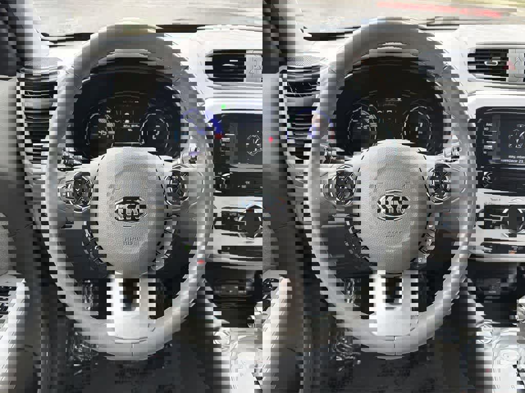 Used 2017 Kia Soul EV-e image 12