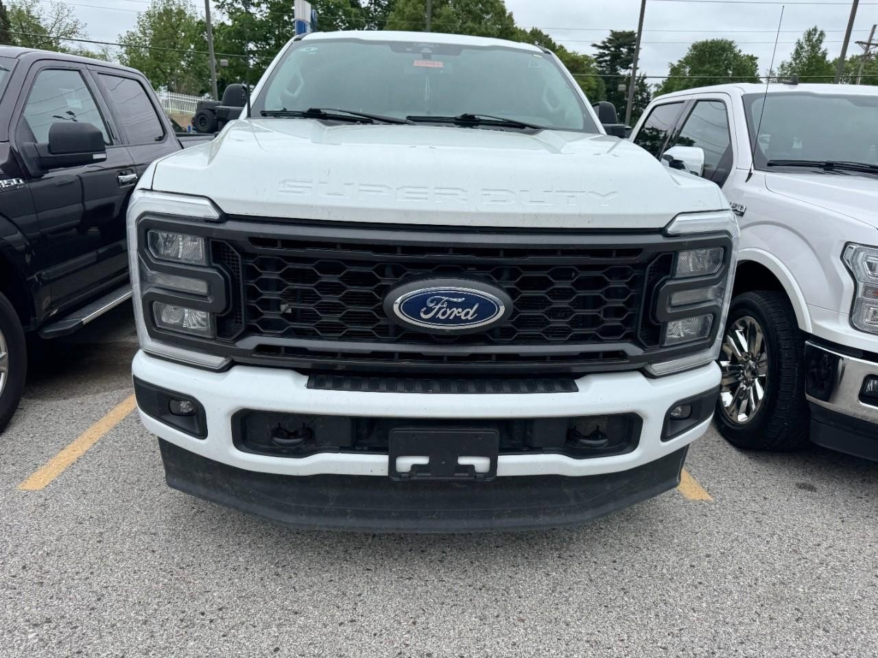 Used 2024 Ford F250 XLT w/ XLT Premium Package AWD/4WD image 2