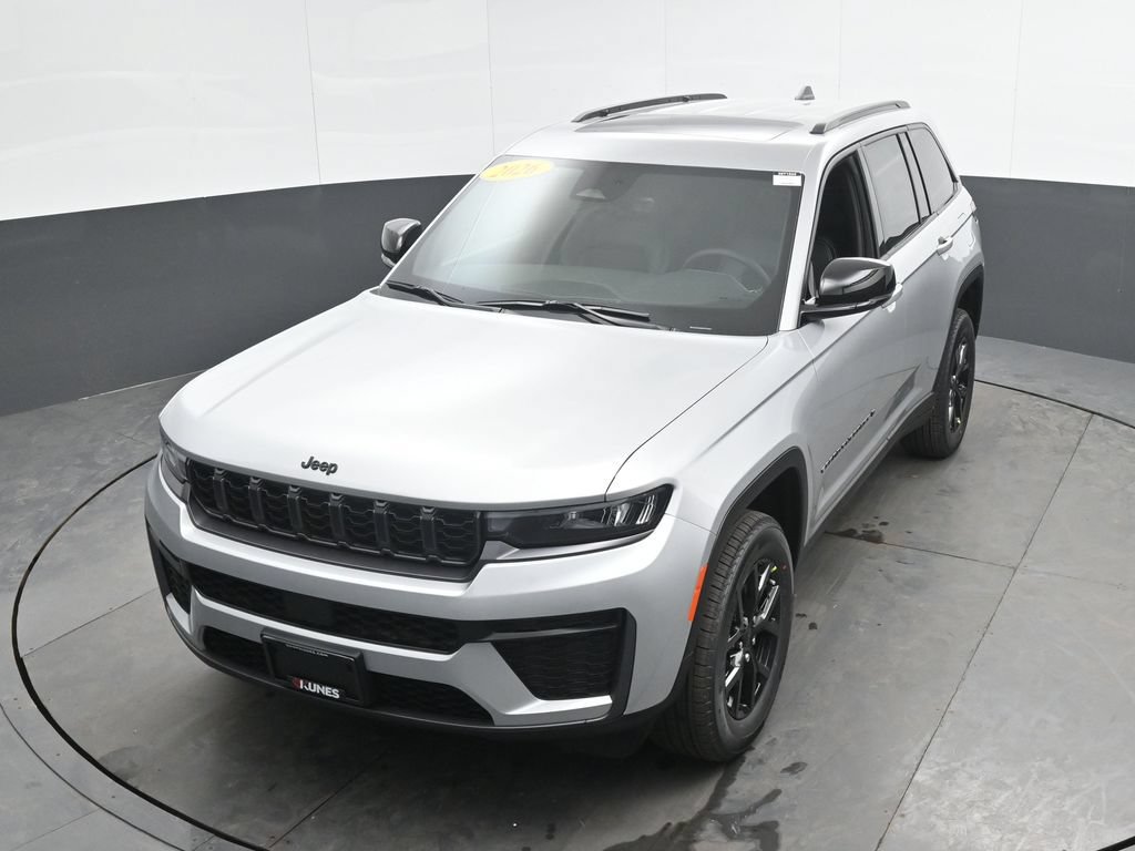 New 2026 Jeep Grand Cherokee Altitude AWD/4WD image 42