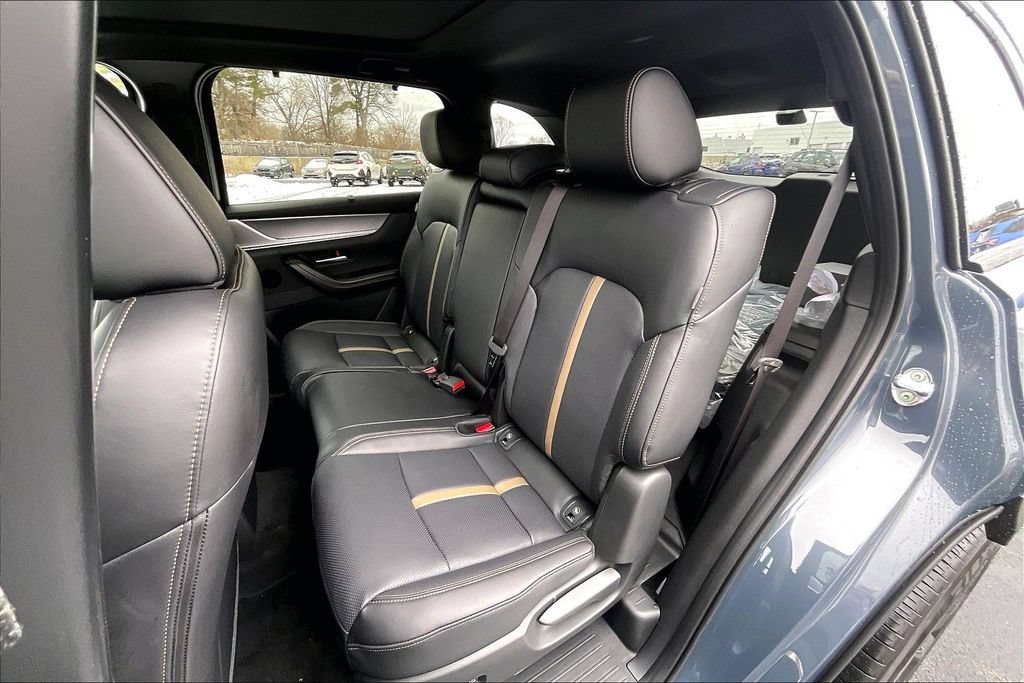 New 2026 MAZDA CX-90 Plug-In Hybrid w/ Premium Plus AWD/4WD image 10