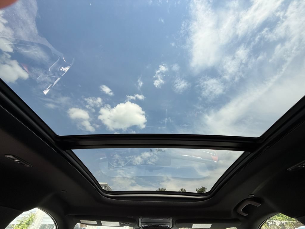 Used 2025 Lincoln Aviator Reserve AWD/4WD image 22