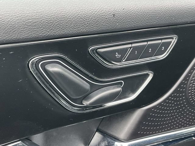 Used 2025 Lincoln Corsair FWD image 18