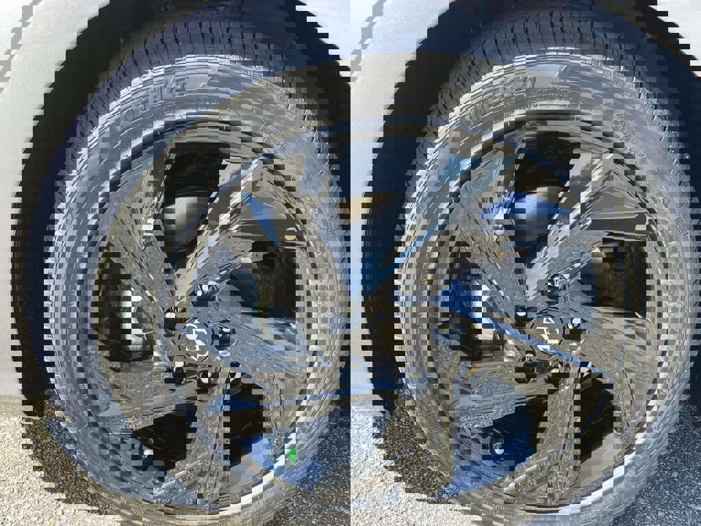 New 2026 Hyundai Elantra SEL Sport Premium image 5