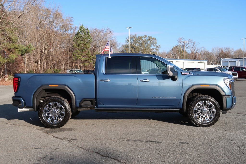 New 2026 GMC Sierra 2500 Denali w/ Denali Reserve Package image 5