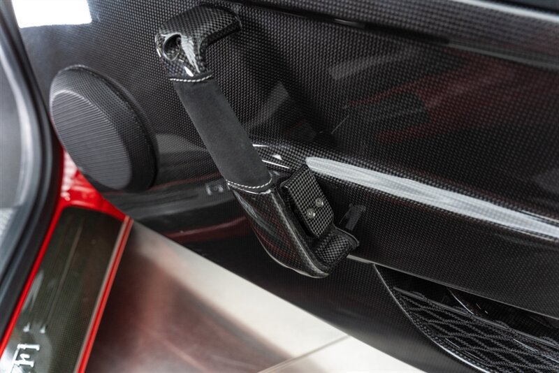 Used 2015 Ferrari 458 Speciale Coupe RWD image 67