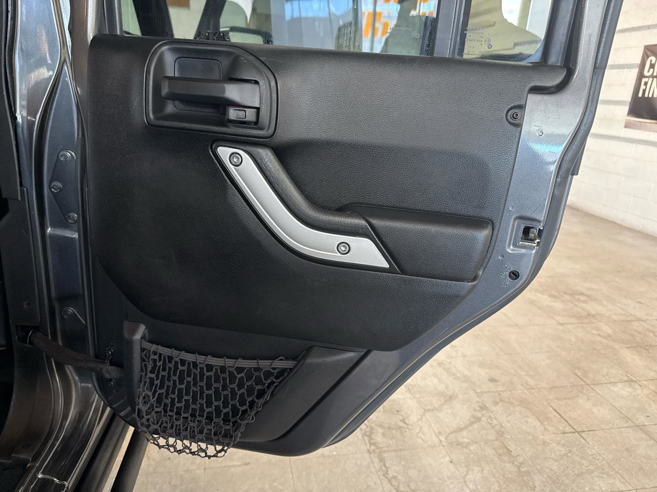 Used 2017 Jeep Wrangler Unlimited Rubicon image 43