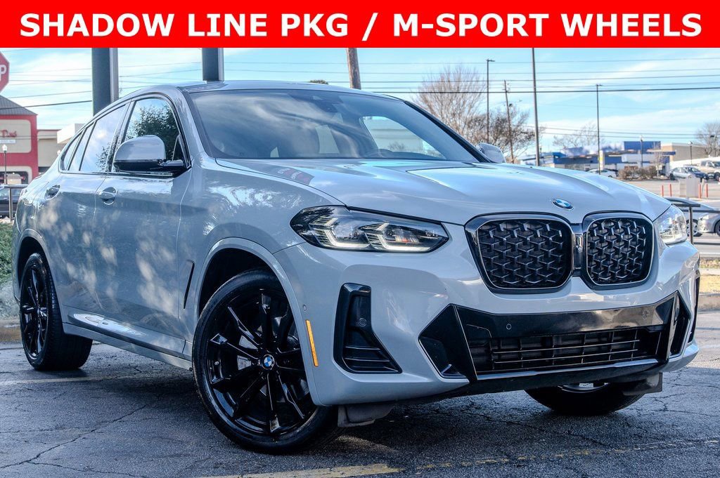 Used 2023 BMW X4 xDrive30i w/ M Sport Package image 3