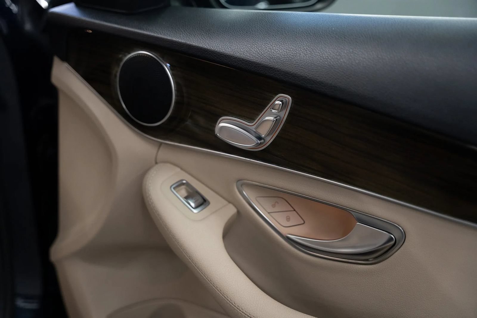 Used 2019 Mercedes-Benz C 300 Sedan image 47