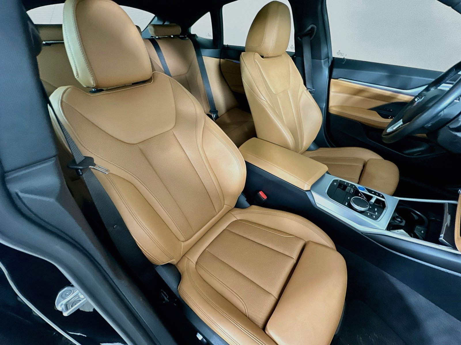 Used 2024 BMW i4 eDrive35 w/ Premium Package RWD image 45