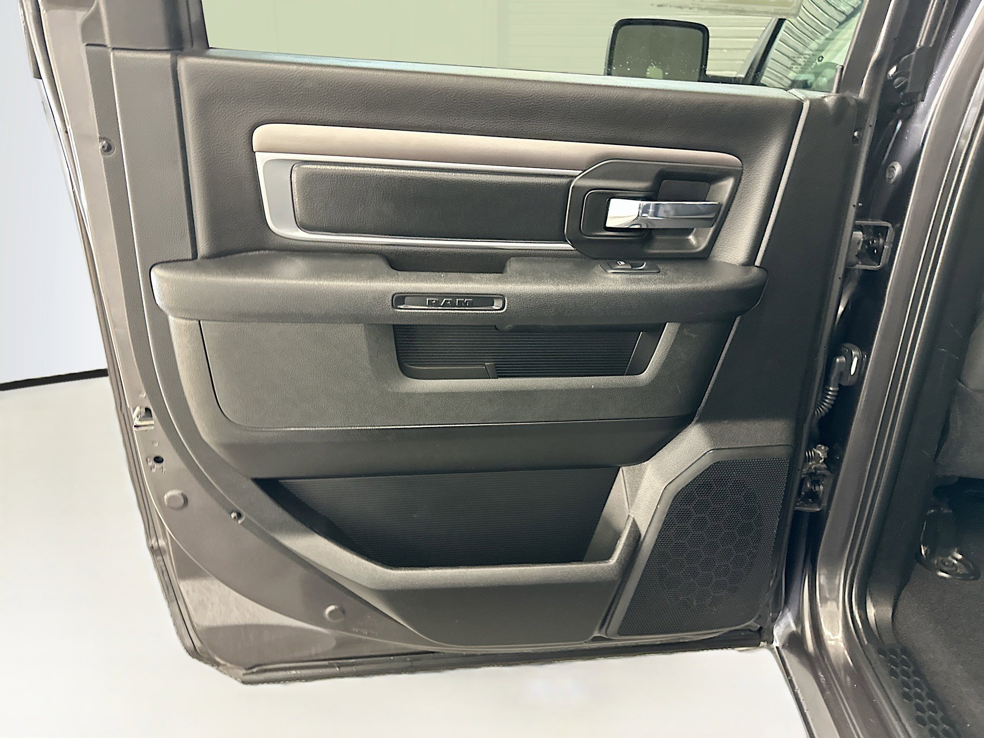 Used 2024 RAM 1500 Classic Warlock image 27