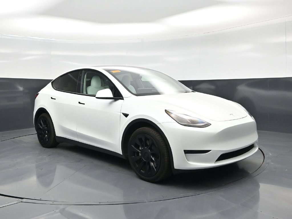 Used 2023 Tesla Model Y Long Range AWD/4WD image 49