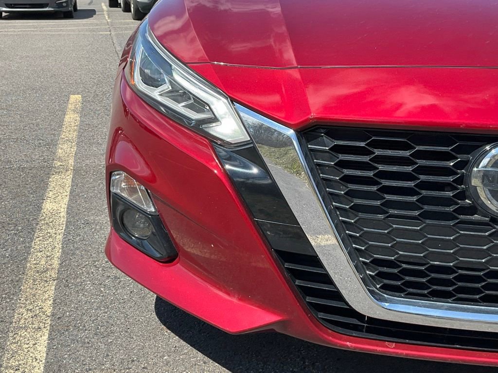 Used 2019 Nissan Altima 2.5 SV image 2