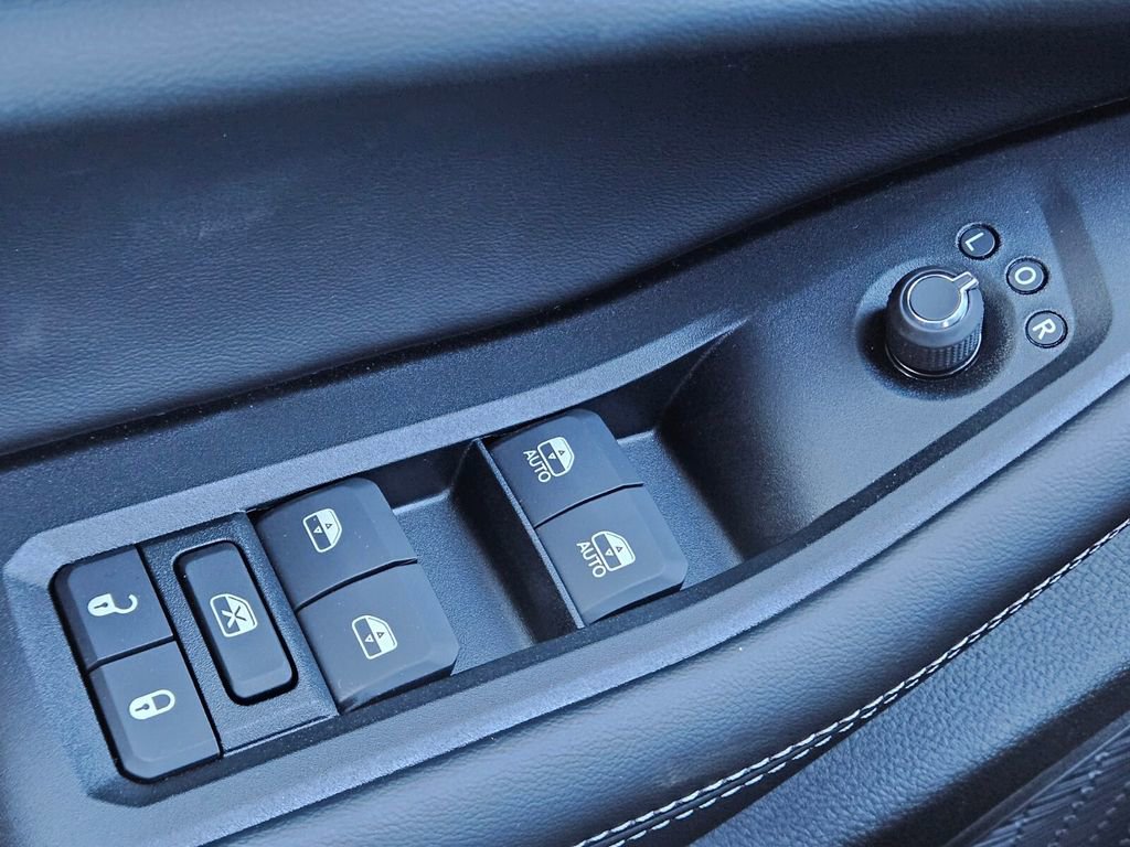 New 2025 Jeep Grand Cherokee Limited image 17