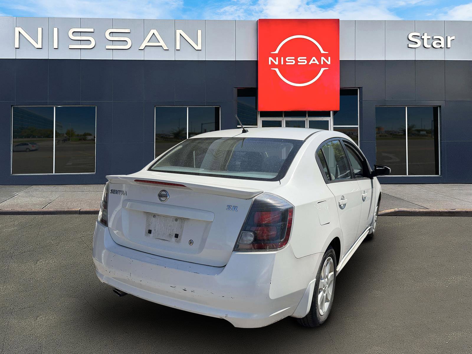 Used 2012 Nissan Sentra 2.0 SR FWD image 6