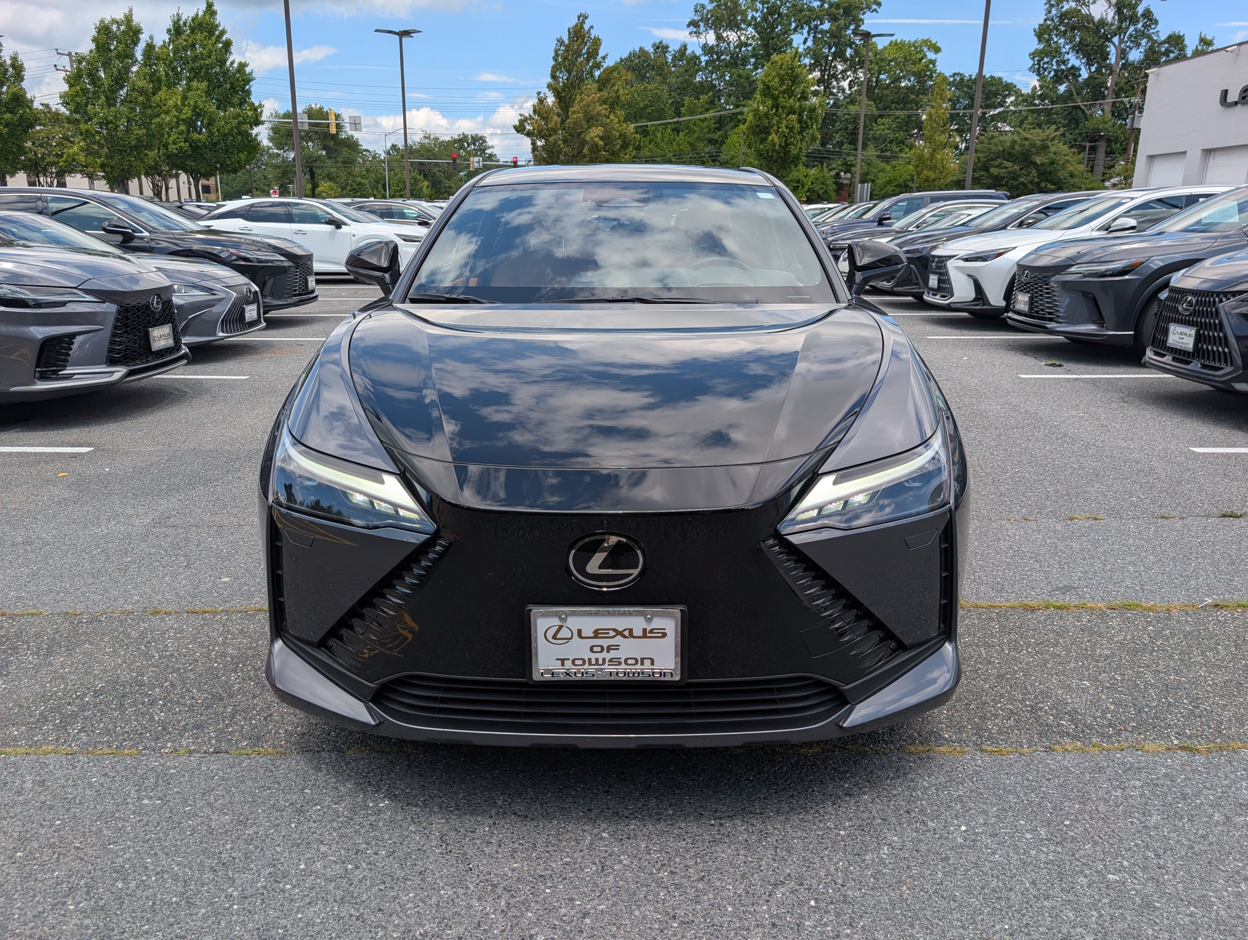 Certified 2023 Lexus RZ 450e Premium w/ Accessory Package (Z1) AWD/4WD image 8