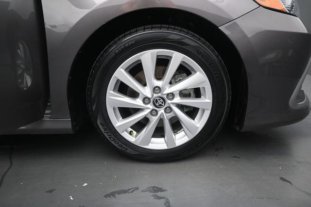 Used 2023 Toyota Camry LE FWD image 18