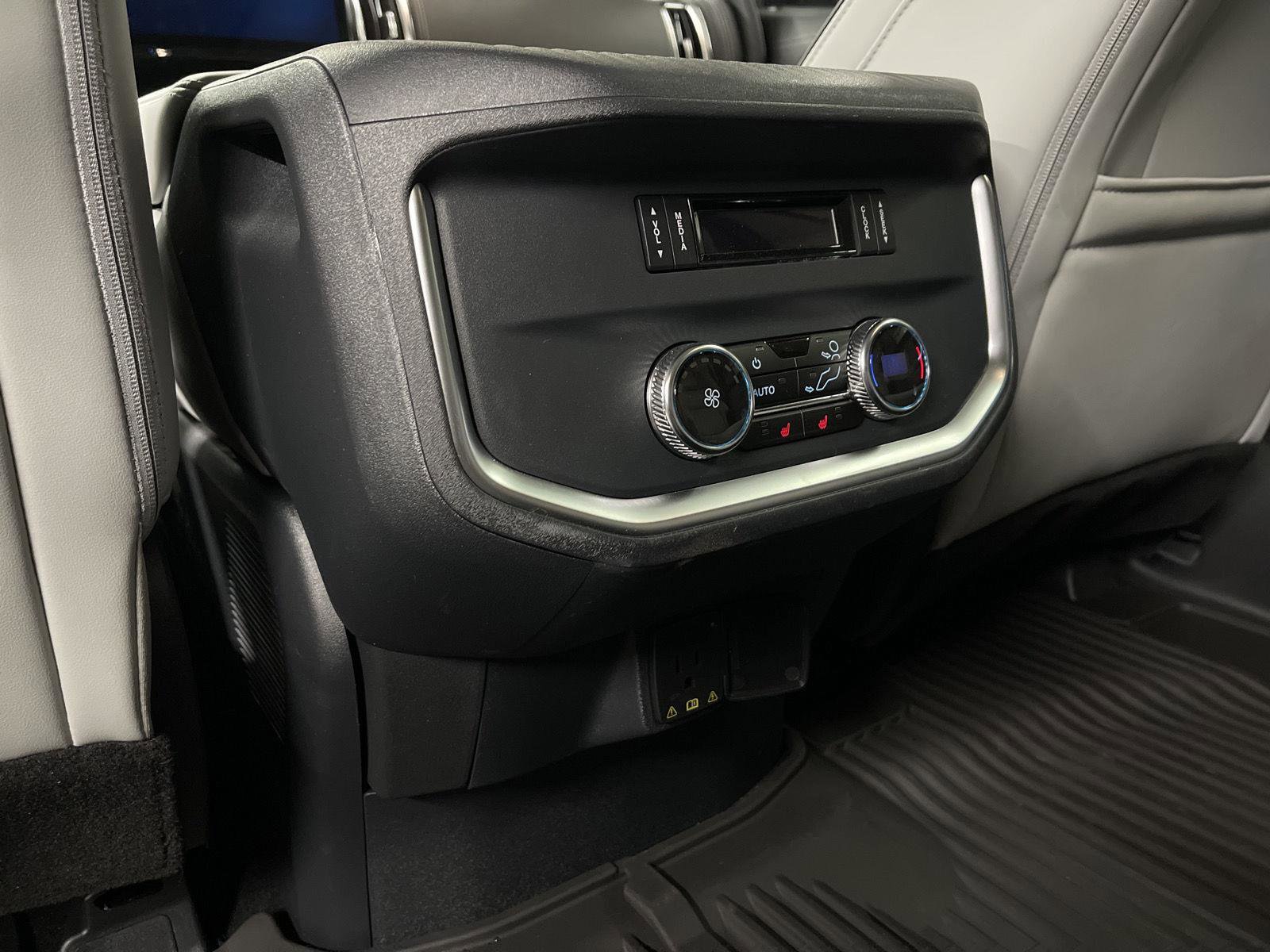 New 2026 Ford Expedition Platinum w/ Platinum Ultimate Package image 27