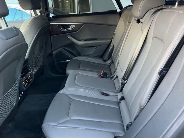 Used 2019 Audi Q8 Prestige image 18