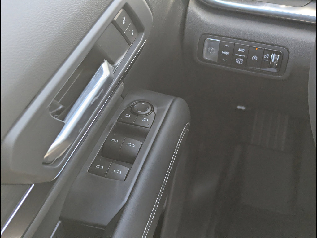 New 2026 GMC Terrain Elevation w/ Elevation Premium Package image 21