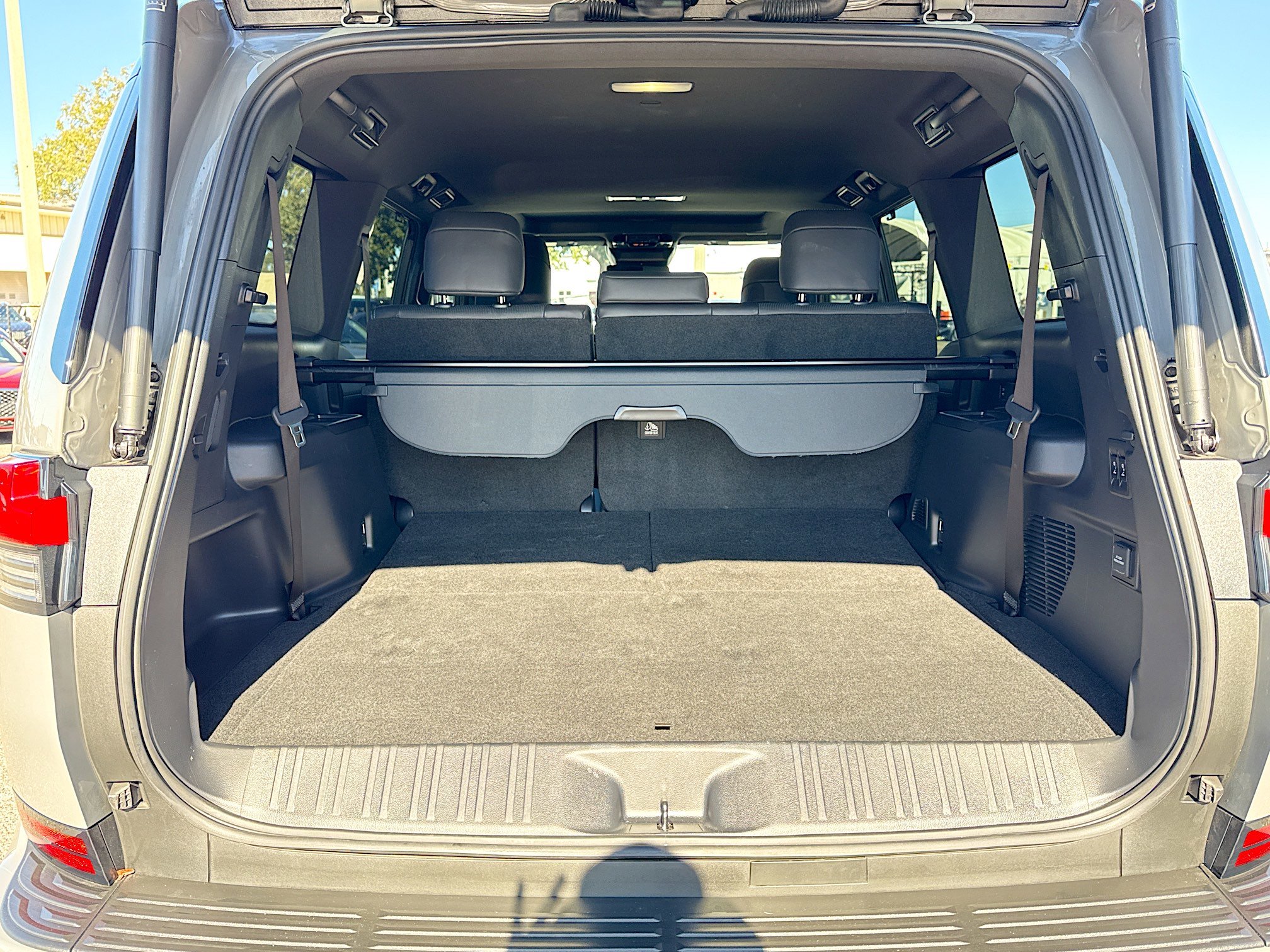 Used 2024 Lexus GX 550 w/ Accessory Package (Z1) image 12