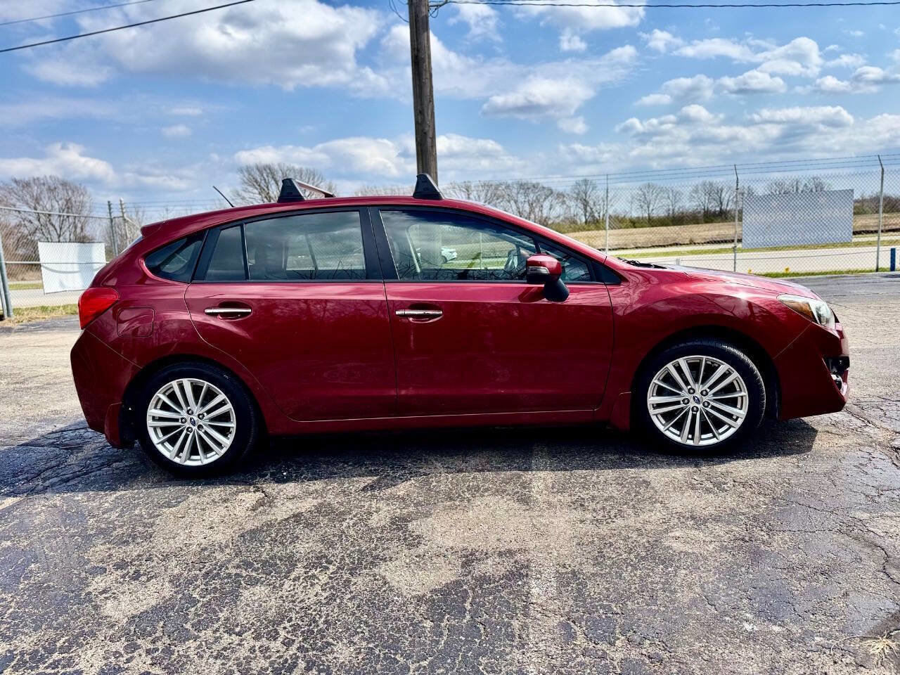 Used 2015 Subaru Impreza 2.0i Limited image 6